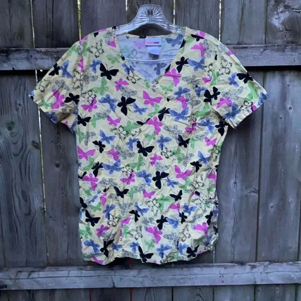 Scrub Star Butterfly scrub top sz. M